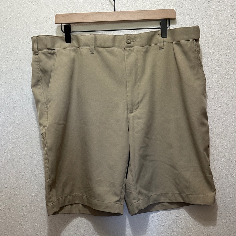 PGA Tour Classic Tan Men's Shorts, Size 38